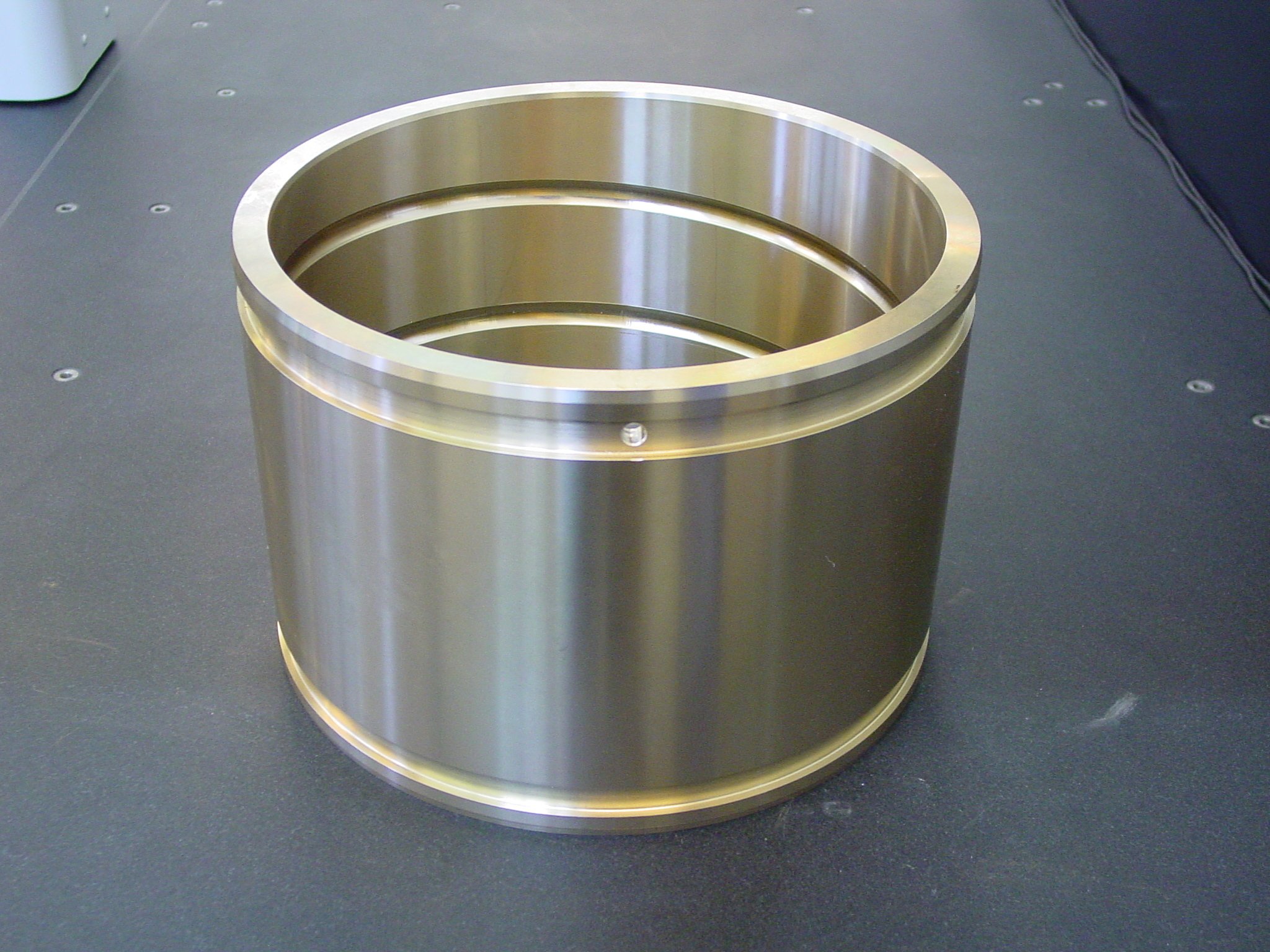 Bronze bushing made from AMPCO® 18