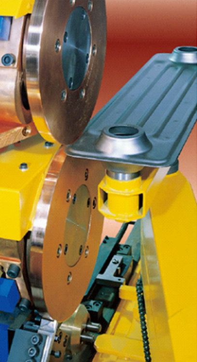 Resistance seam welding using AMPCOLOY® welding wheels